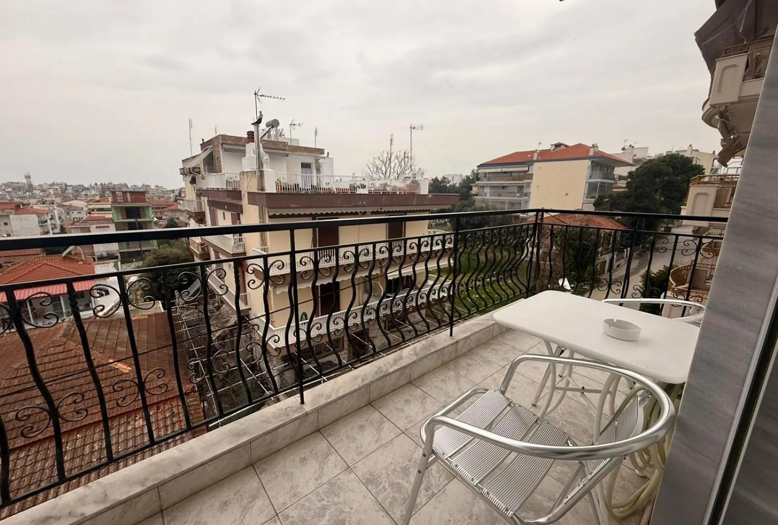 Stavros Rooms & Apartments By Bookvillaeu Nea Kallikrateia