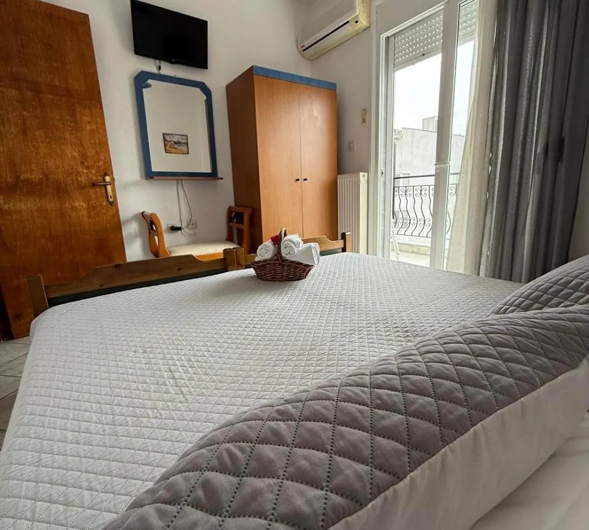 Stavros Rooms & Apartments By Bookvillaeu Nea Kallikrateia