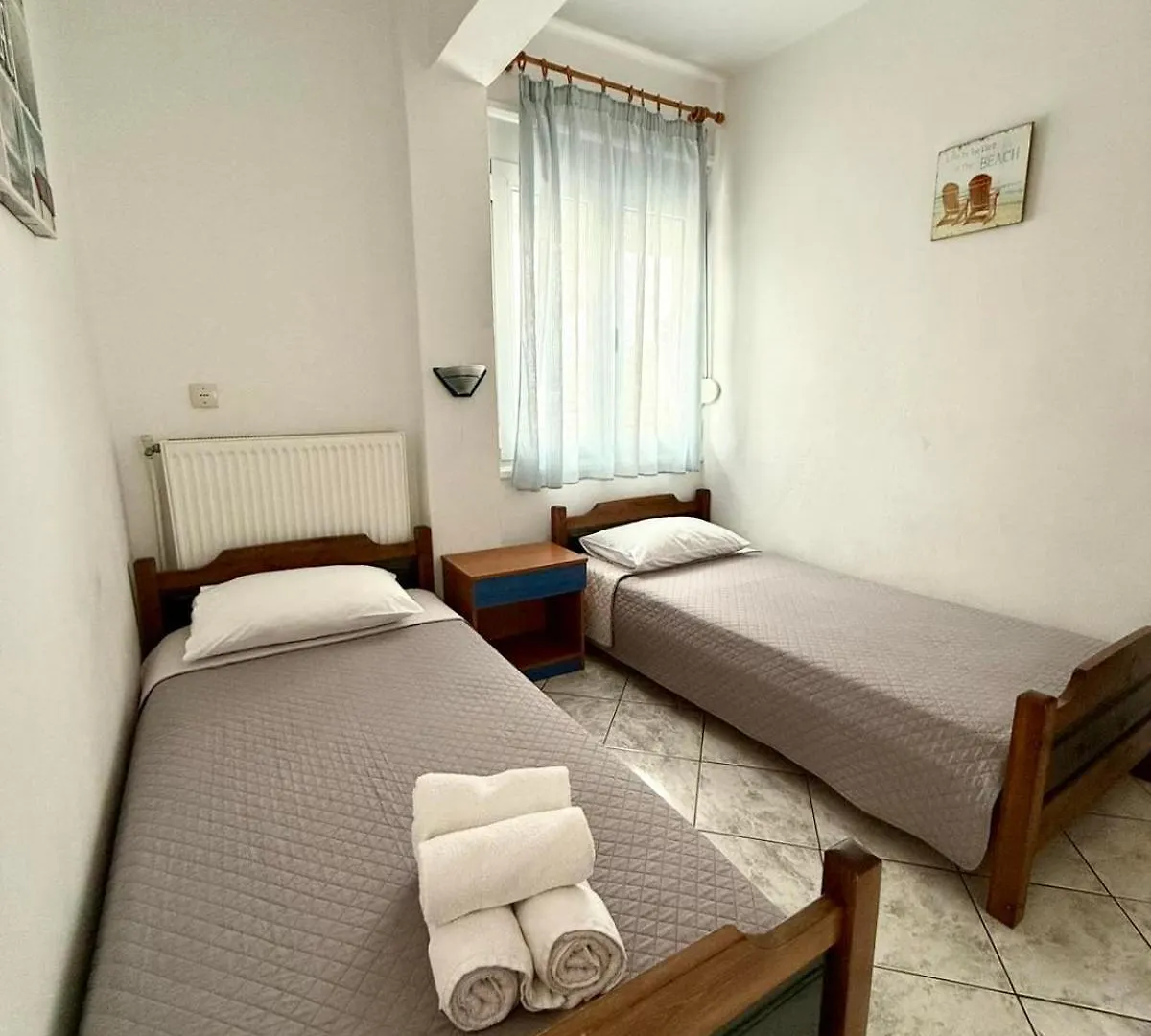 Stavros Rooms & Apartments By Bookvillaeu Nea Kallikrateia